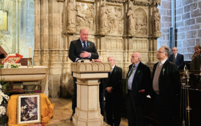 El pretendent carlista Carles Xavier de Borbó-Parma renova el seu compromís amb els Furs de València