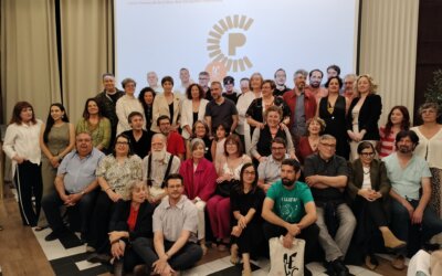 Carles Fenollosa consolida la seua trajectòria amb el Premi de la Crítica dels Escriptors Valencians